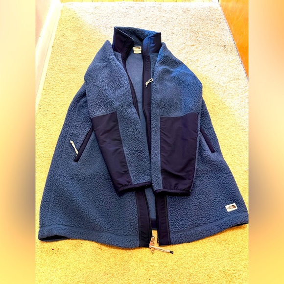 NORTH FACE Women’s Cragmont Coat, Size Medium, Shady Blue/Summit Navy Color, EUC - Picture 12 of 16